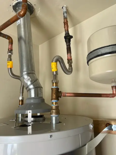 Water heater installation and plumbing repair in Eastwood Manor